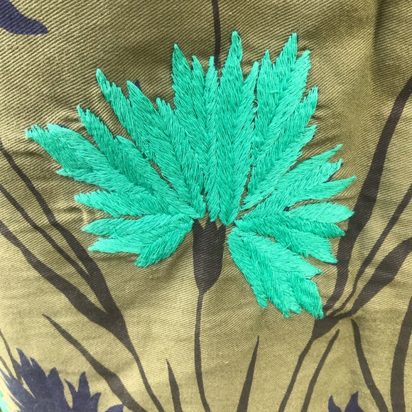 RARE Anthropologie Floral Embroidered Pencil Skirt - Picture 5 of 7